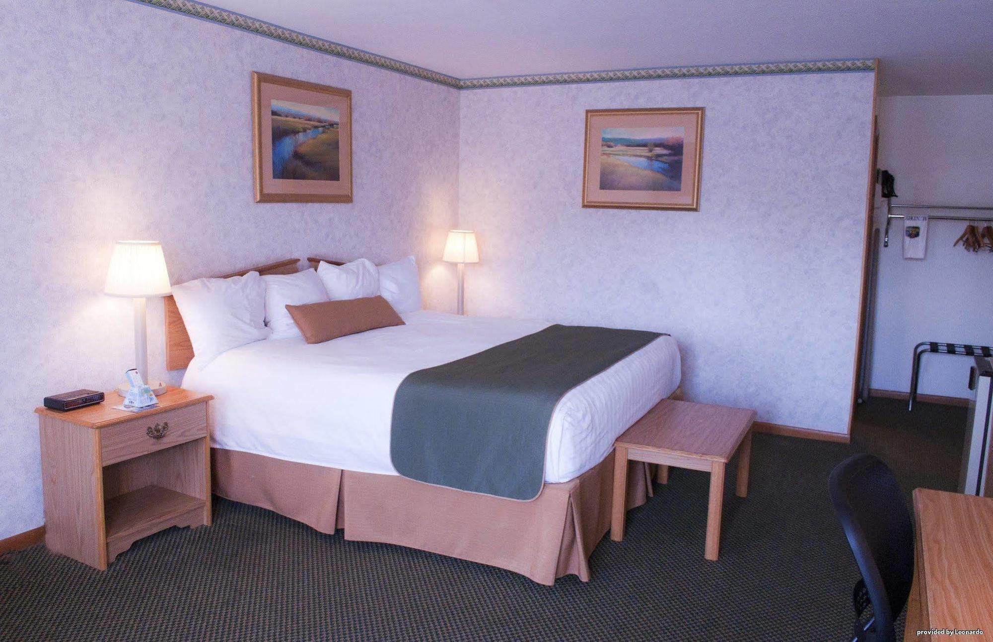 Days Inn By Wyndham Wauseon Exterior photo